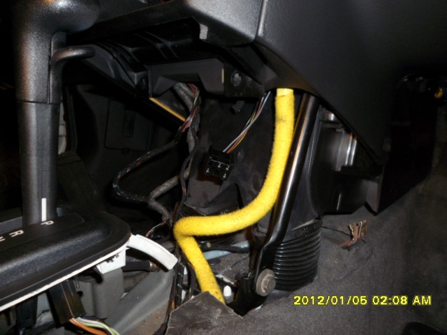 Heated Seat Black Plug Released.JPG
