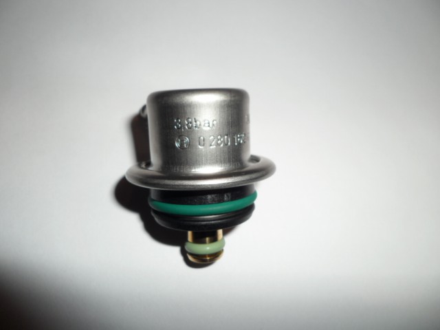 3.8 Bar Fuel Pressure Regulator!.jpg