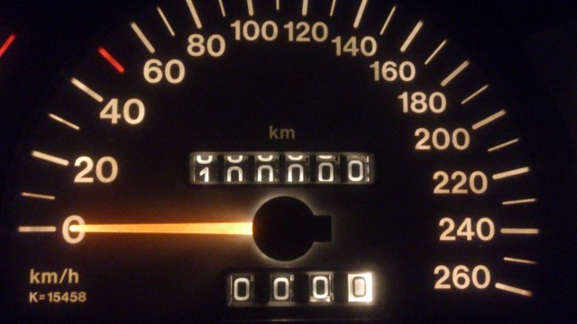 100,000 Km.jpg